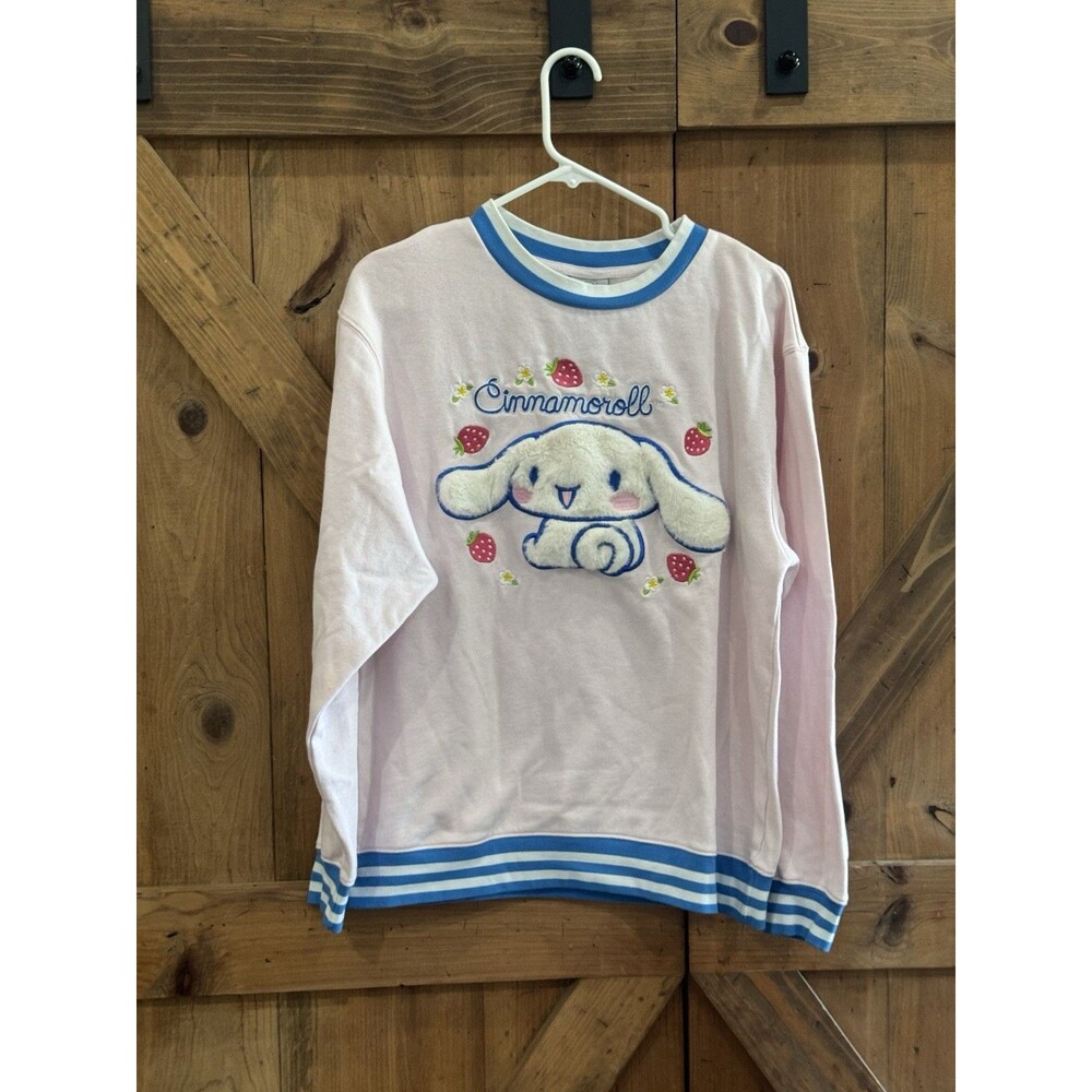 Cinnamoroll Sanrio Hello Kitty Women’s Sz M Sweatshirt Pink Fuzzy Graphic